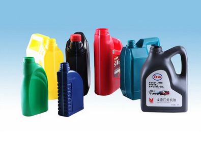 吹塑機專業(yè)生產(chǎn)廠家——意久機械，不斷創(chuàng)新求